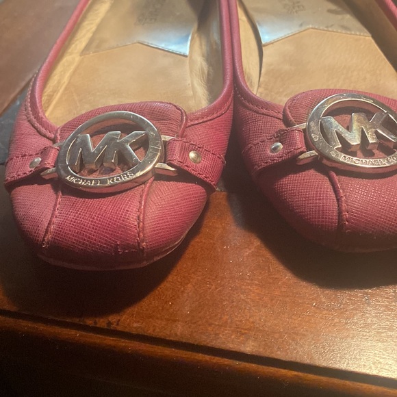 Michael Kors Moccasins - Picture 5 of 7